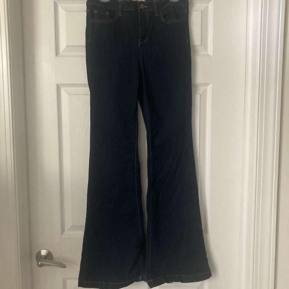 Eva Mendes by New York & Company Dark Blue Flare Jeans, Size 6